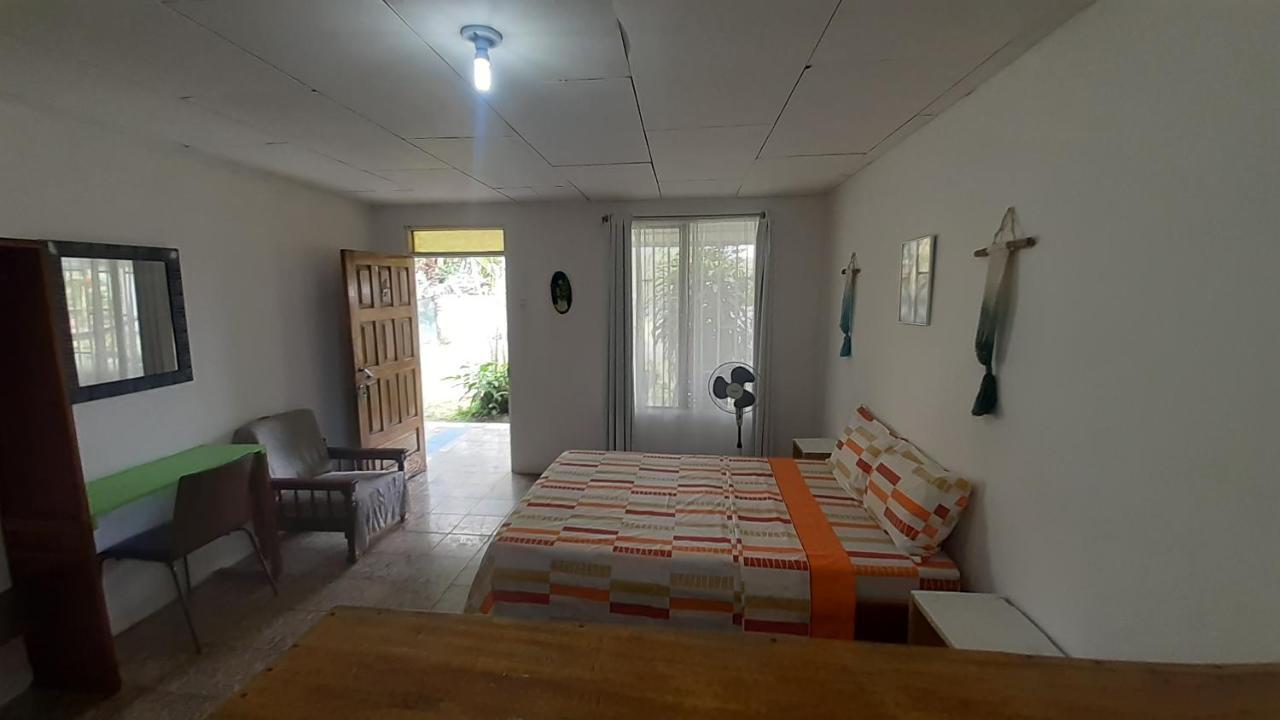 Rooms Palmeras Cahuita Kültér fotó